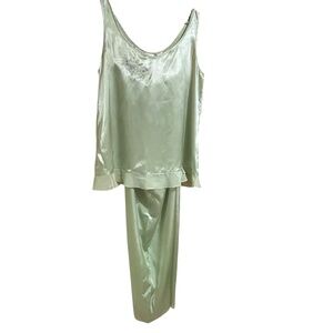 Enchanting Pajama Set Sleeveless Size Medium EUC